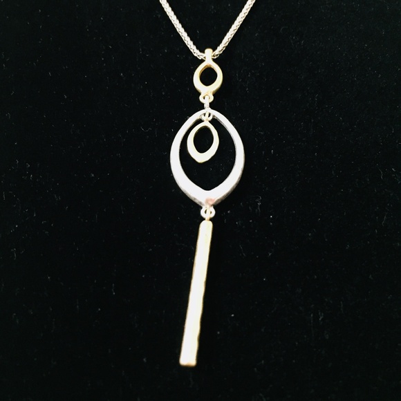 NEW LUCKY BRAND SILVER COLOR NECKLACE WITH PENDANT - Picture 2 of 3